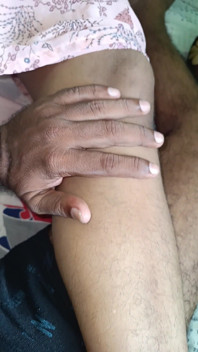 Una chica mostrando estructura para novio