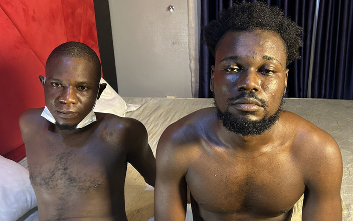 Masknaija: Krátký Holliday s mým nevlastním bratrem