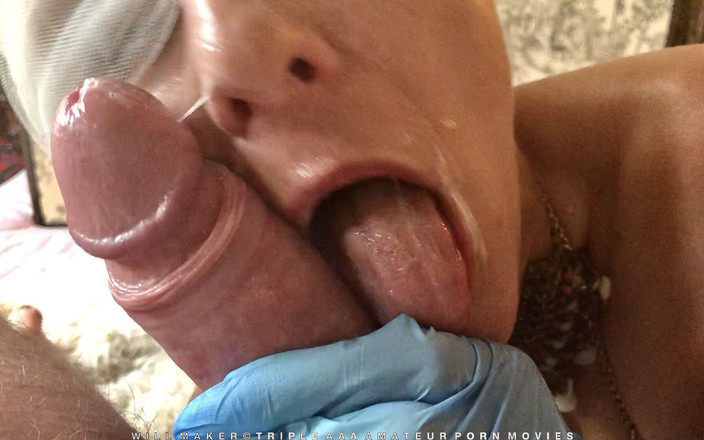 Triple AAA: Milf britanică care vorbește murdar adânc în gât adoră pulele mari...