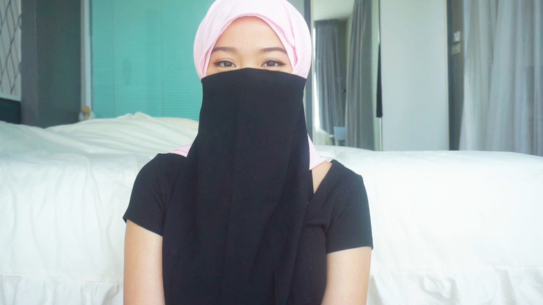 LittleMuslim: Laila's Storytime: Episode 1 - Secrets Beneath the Hijab