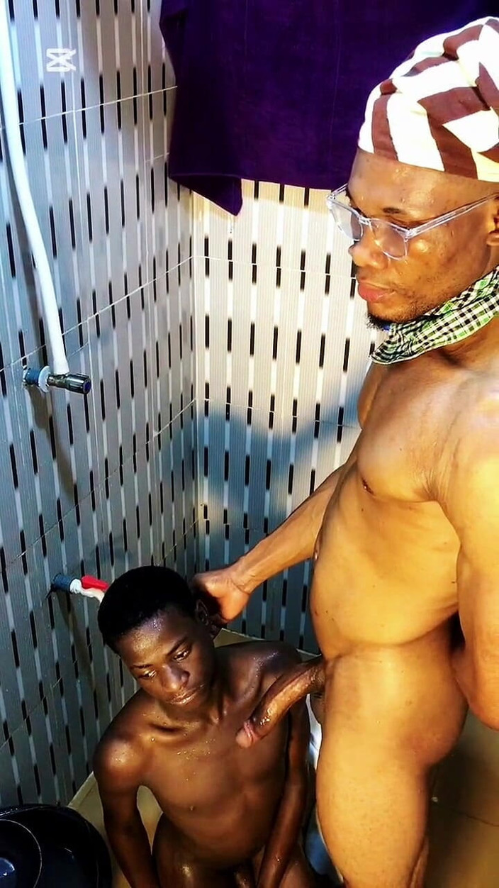 BLACKSHOOTERR: Fucking My Younger Stepbrother Inside the Bathroom