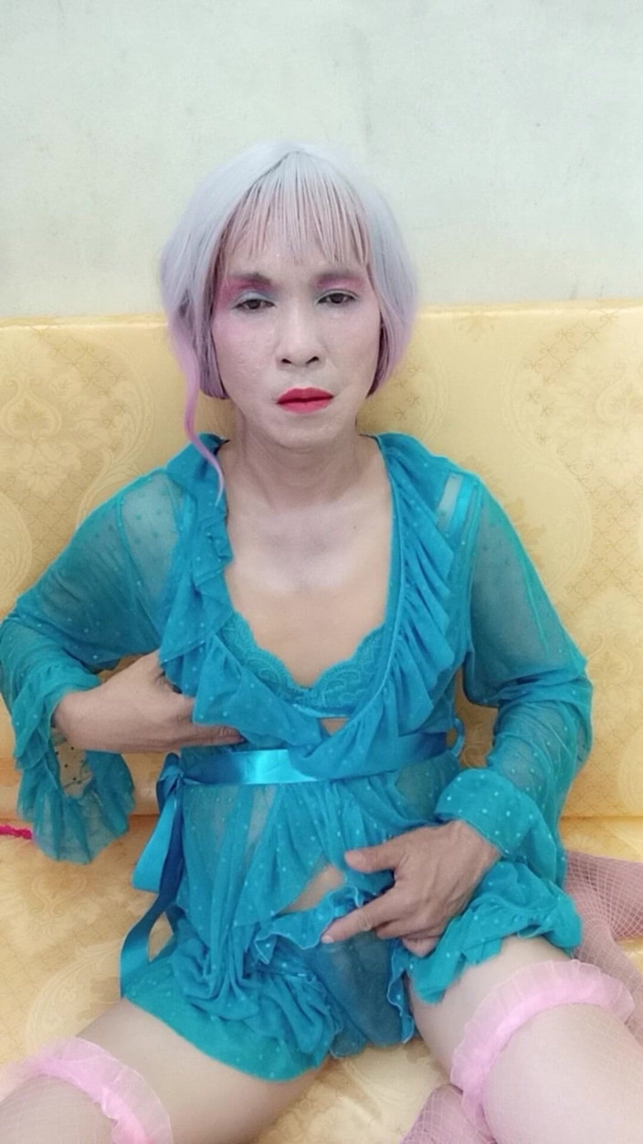 nguyen dang thien tri: Oanh Le Transgender Wearing Sexy Porn Anal Anal Pleasure to...