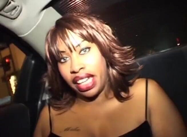 Dark Extreme: Ebony whore with big ass rides guy's cock