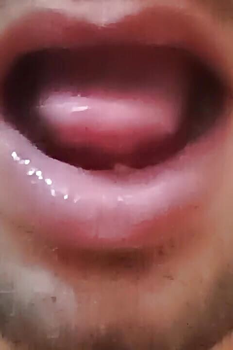 Gangbang straight: Toket aduhai cewek ini dientot habis-habisan sama kontol besar