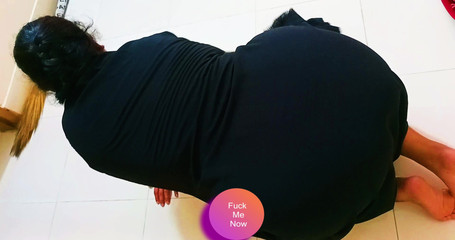 Aria Mia: Seksi orta yaşlı seksi hizmetçi sahibi tarafından sikiliyor - net ses