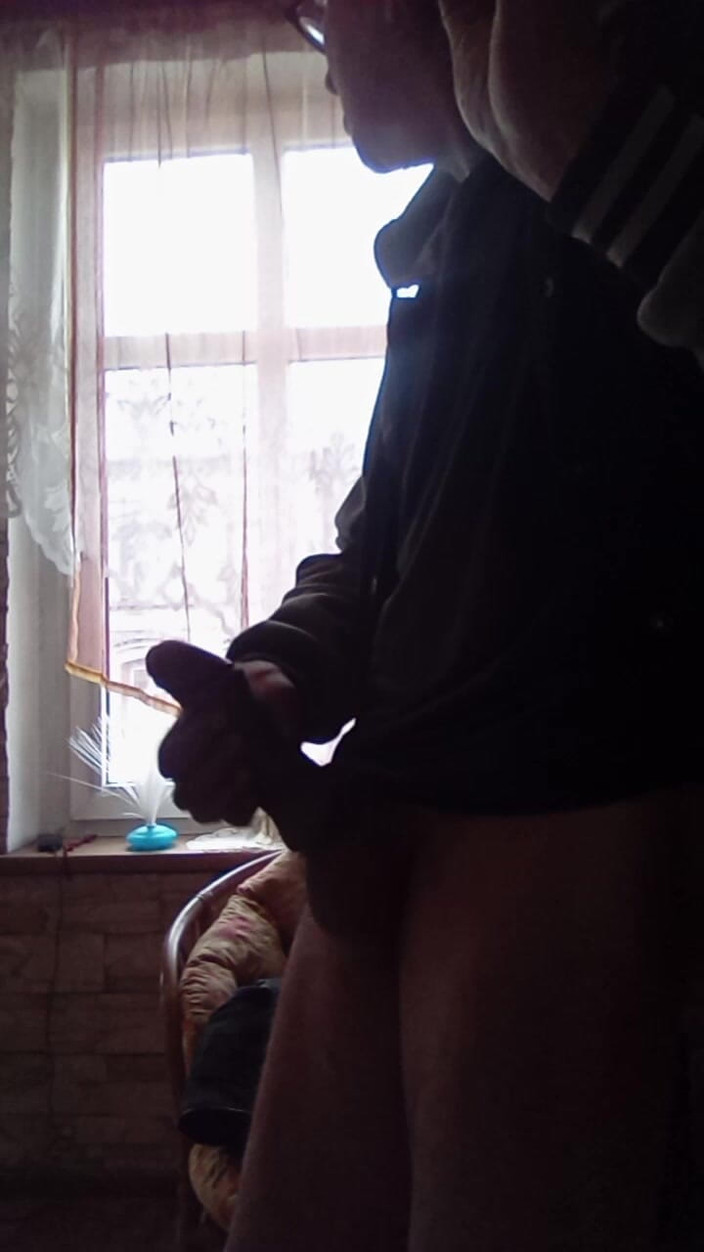 Mcobraxxl: Pencerenin Önünde Yükselticilik