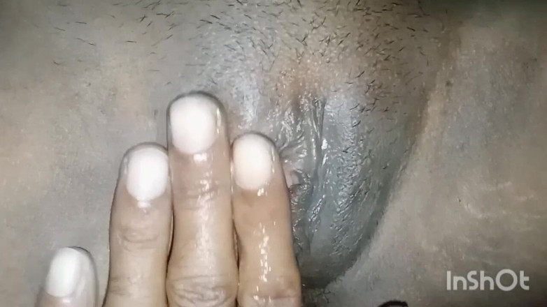 AmpleOunce283: 오늘 다른 옷을 입고 자지를 빨고 늙은 사랑과 섹스하는 통통한 바비