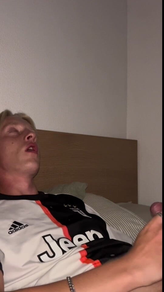 Axton Drake: Soccer Bro Horny Masturbating