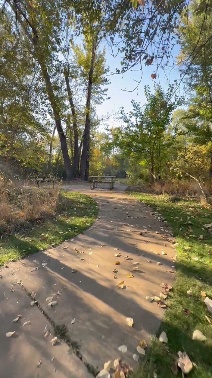 unemployedrobot: Masturbazione pubblica di boise Idaho greenbelt pista ciclabile