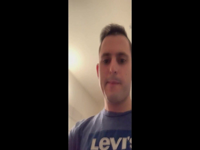 Twinkboy82: 可爱的德国twwink男孩在浴室里撸管