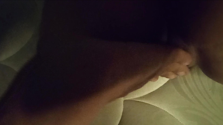 Lovely hairy pussy: Maseurul supus mi-a dat tot ce avea
