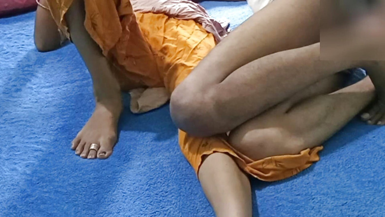 Your Navya: 与邻居的美丽女孩发生性关系