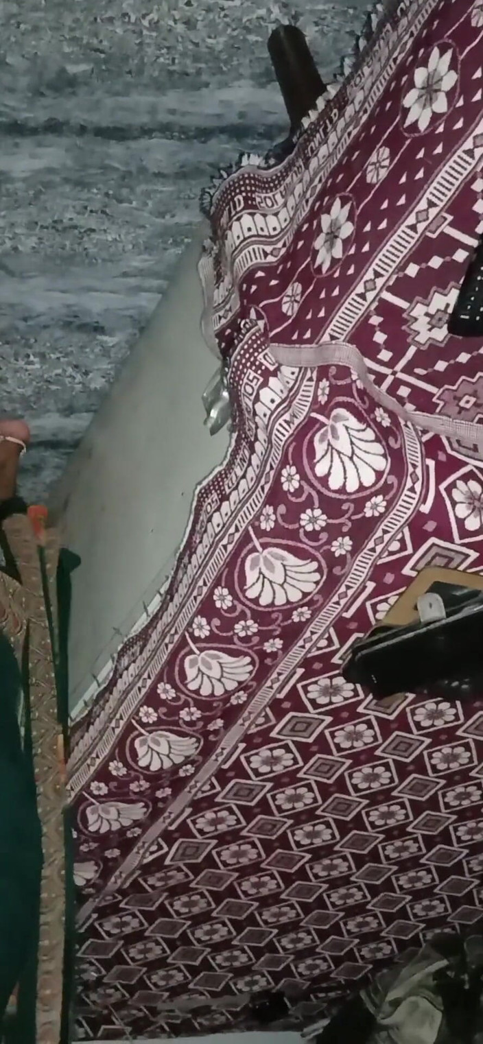vijay_kumarpatel: Desi Hot Wife with Big Ass Fucked by Husband's Friend