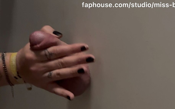 Miss Blackrose: Wrede aftrekbeurt dichtbij