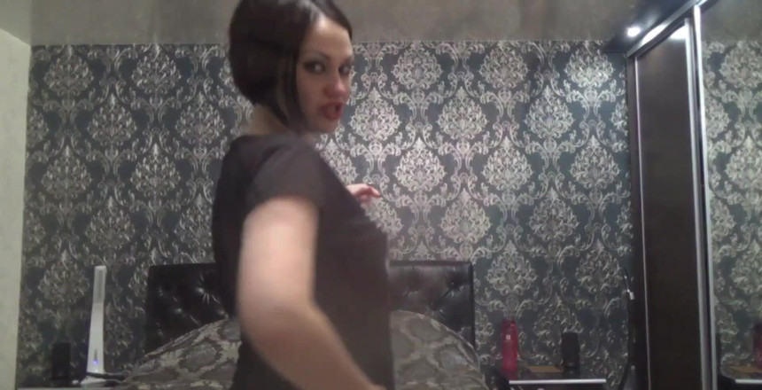 Goddess Misha Goldy: 내 이두근은 당신의 삶과 행동을 지배하고 운전할 것입니다! 내 근육은 당신의 카드와 마그넷처럼 현금을 유치 할 것이다!