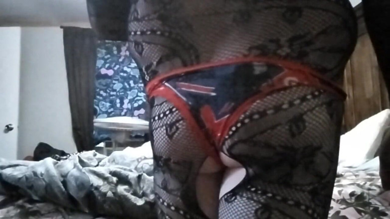 Jnut: Crossdress