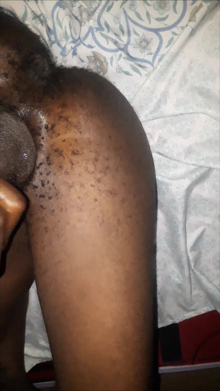 Kenyandick: Ráno, když jsem se probrala, byla jsem tak nadržená earl