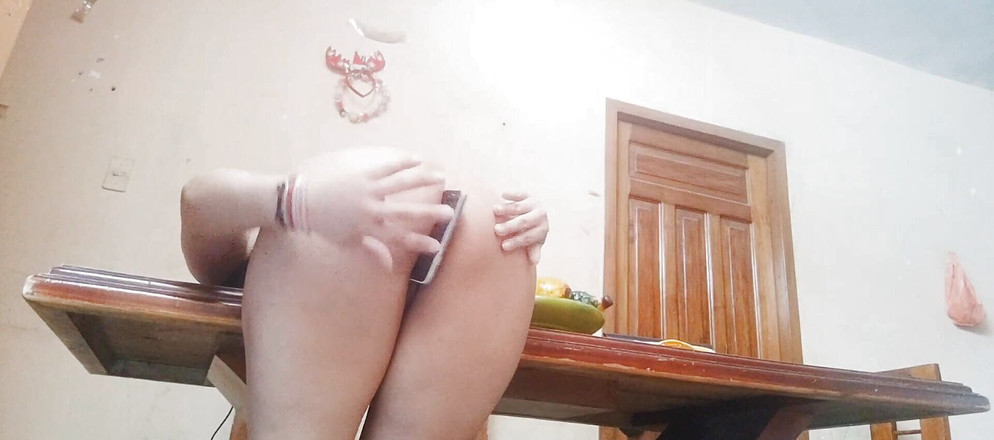 katha: Cu fiica mea vitregă la casa iubitei mele ne futem înainte...