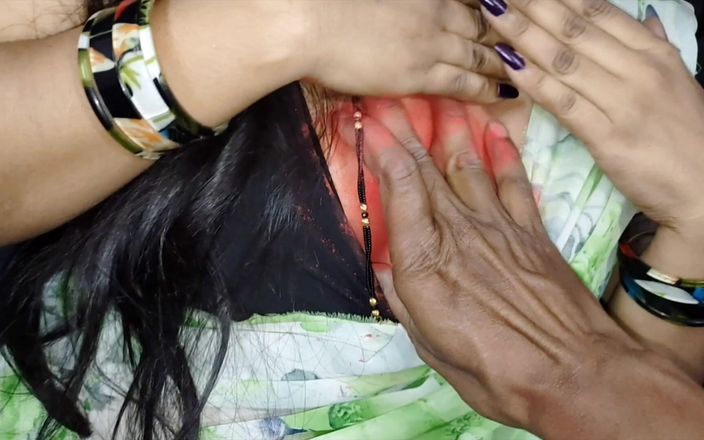 Sexykajalbhabhi: インディアンの継母と継息子