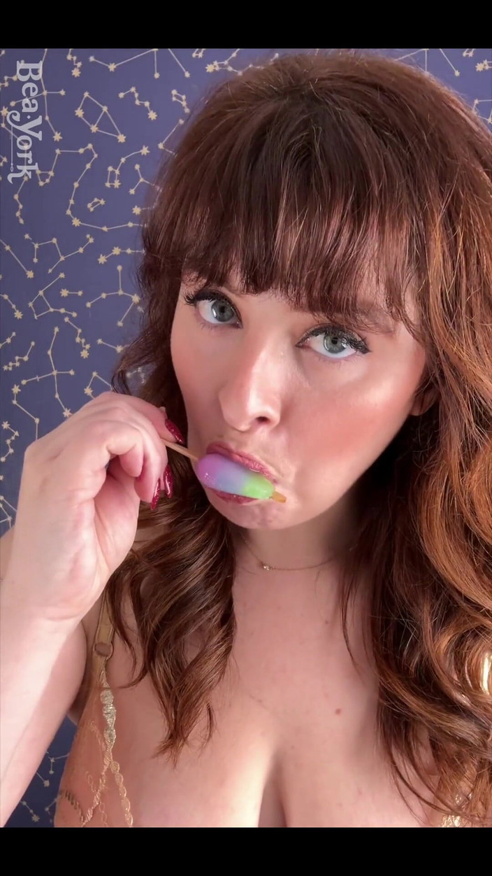 Bea York: यह बहुत hoooottt है !!