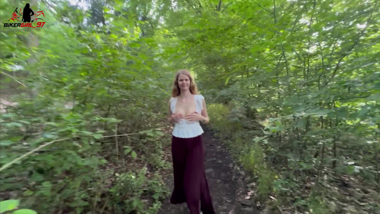 Bikergirl_97: Facial and Risky Sperm Walk in the Forest