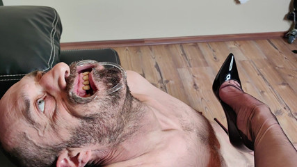 Goddess Lena: Ugly Ashtray Face - Perform for Your Goddess
