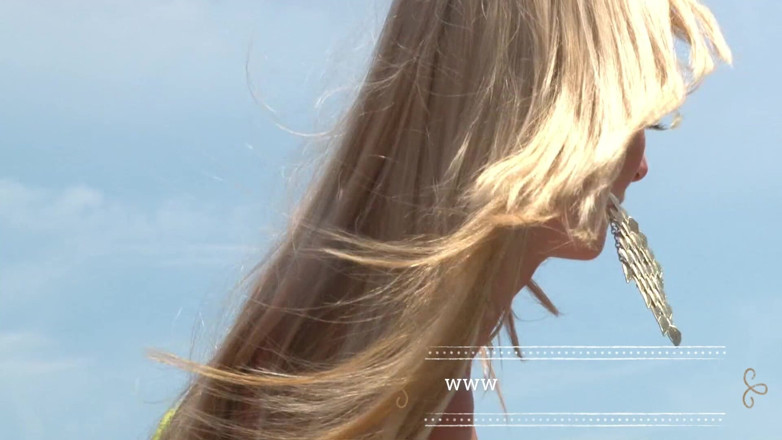 Leon Lambert Girls Twerk Parties CFNM: Amazing blonde babe shows off her body outdoor