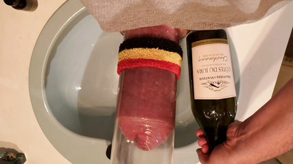 Monster_Meat_: Kecanduan pompa dan membandingkan