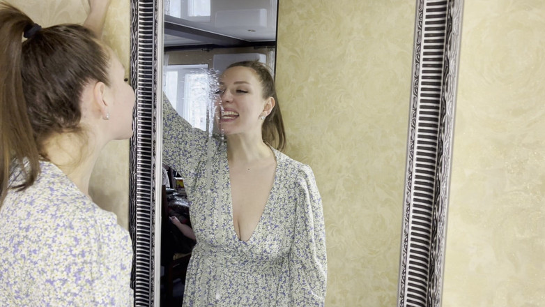 Hottie goddess: Ludah kucai &amp; bermain mukus pada kaca