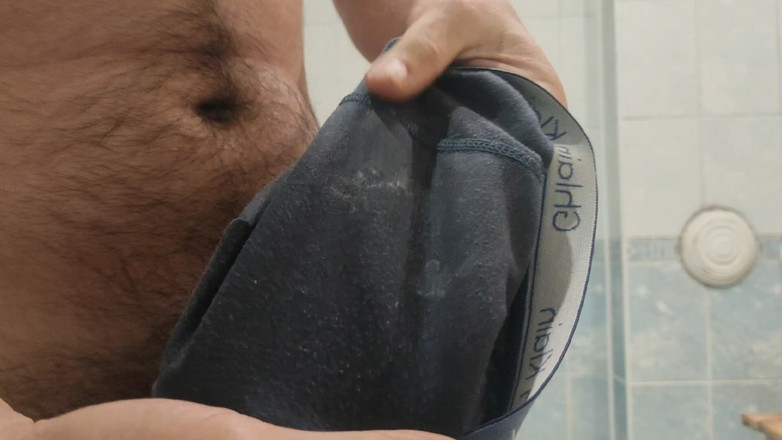 nikoniko2610: My Stepfather Boxers