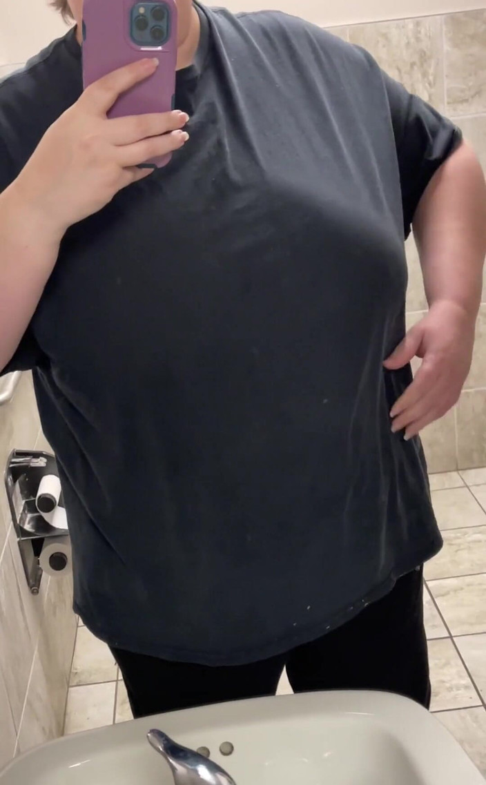 Moobdood: Myslíš, že je to tak viditelné? Můj pracovní oděv