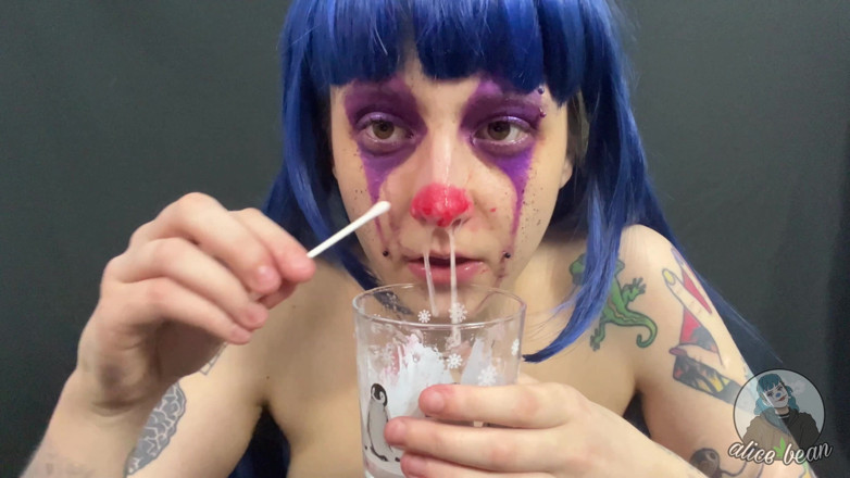 Alice Bean: Sneezy a Snot Cup