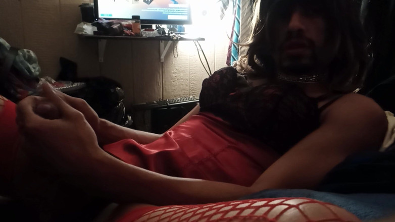 Wicked studios: Crossdresser em Lingerie Vermelha