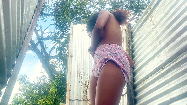 zendella usain: Seksowna latynoska w strzeżonej kabinie na świeżym powietrzu