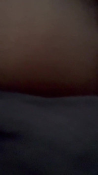 Making Myself Horny While I Wait