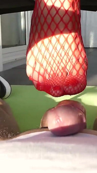 Titreyen pompalanan amcıktan fışkırtma ve sperm akışı