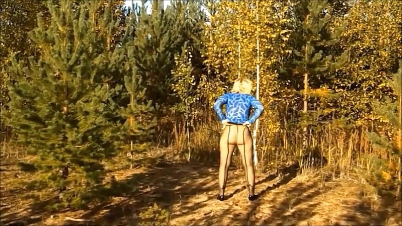 Lady Rose pee pee: 버섯 황금 비에 대 한 발 뒤꿈치 3.