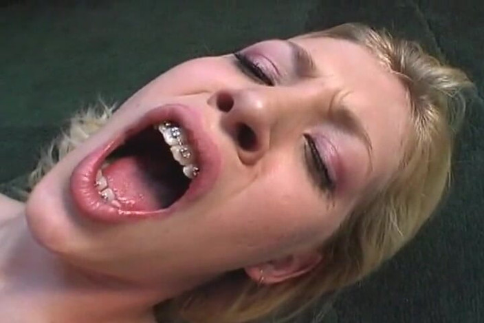 Backdoor sluts: Her Anal Virginity Is Going to Be Taken