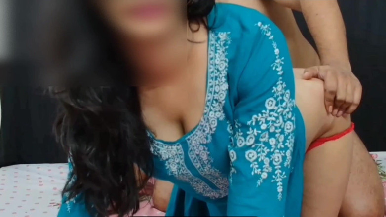 Hemant sarita: Seks keras dengan awek seksi di rumah