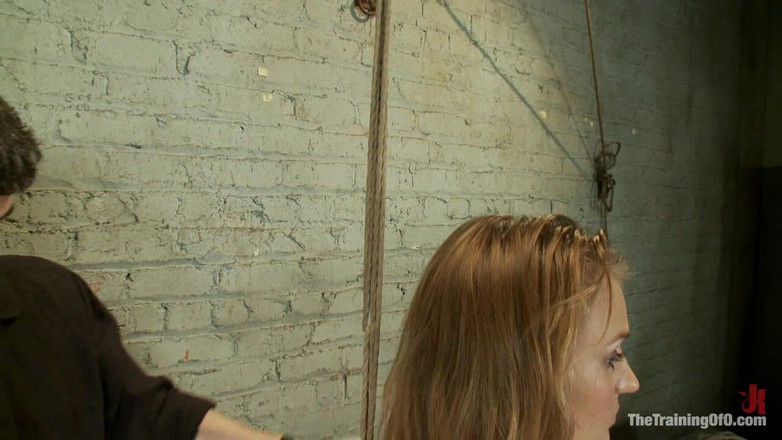 The Training of O by Kink: La prova di Payton Bell