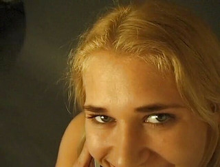 Flash Model Amateurs: Sensual scene from sexy teen