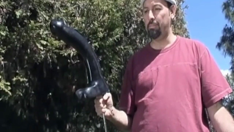 Bangora clips: Mature MILF Stretched Wide by Massive Toys Outdoors