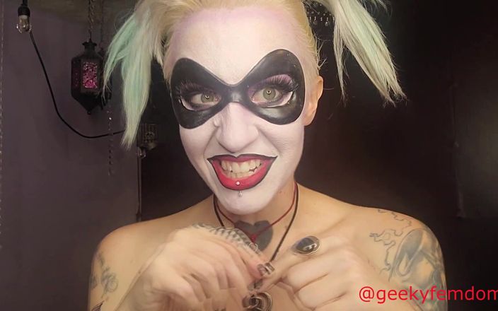 Geeky Femdom: Harley quinn quyến rũ nightwing