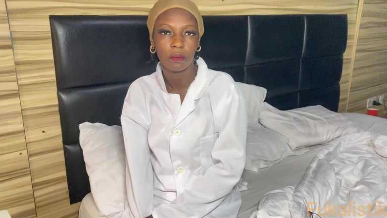 Fukalistik: Casting Ebony Petitie Soft Ass