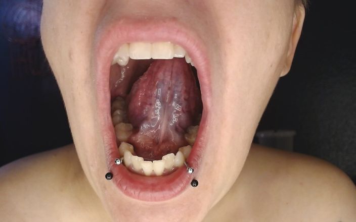 Abby Anna: Climb Inside Wide Open Teeth Tongue Mouth Show