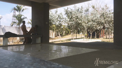 Extremalchiki: Sportpark twink seks