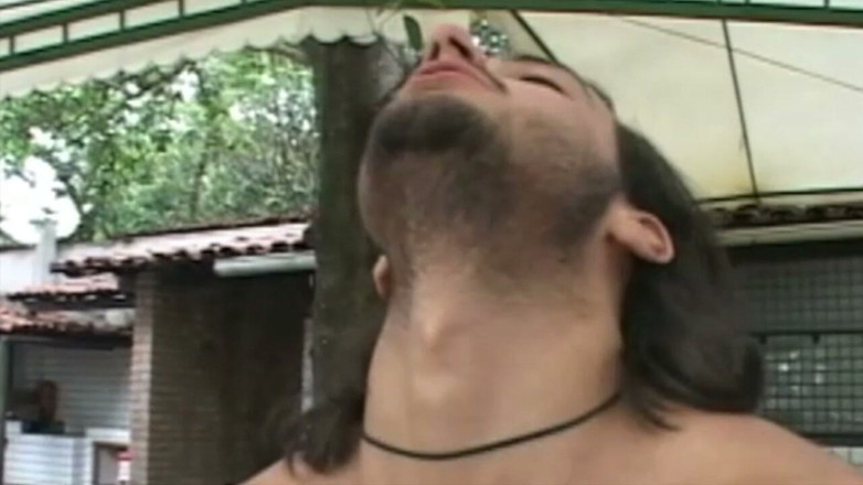 Bareback porn made in France: Guy, Pouilus bine chauyds