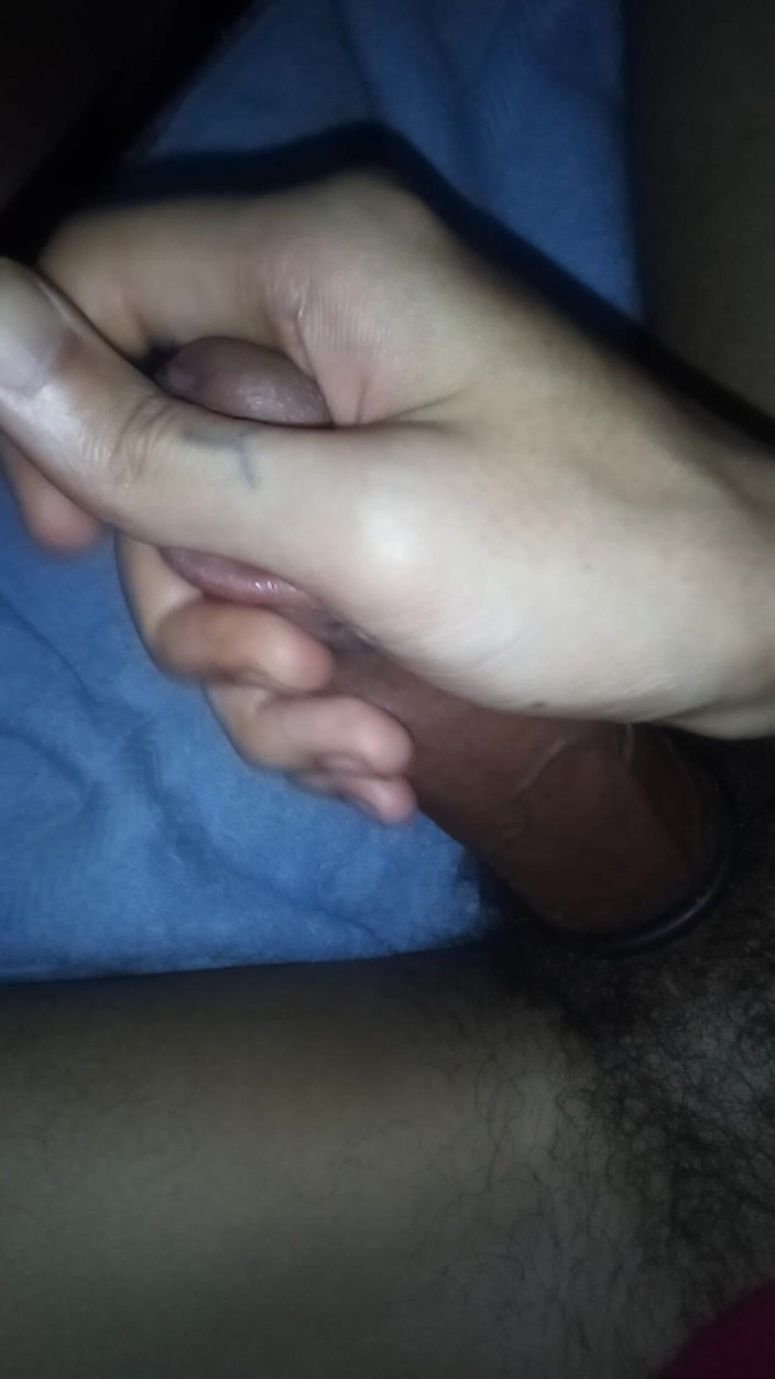 KingSpade: Nadržený chlap si dělá rockového tvrdého ptáka