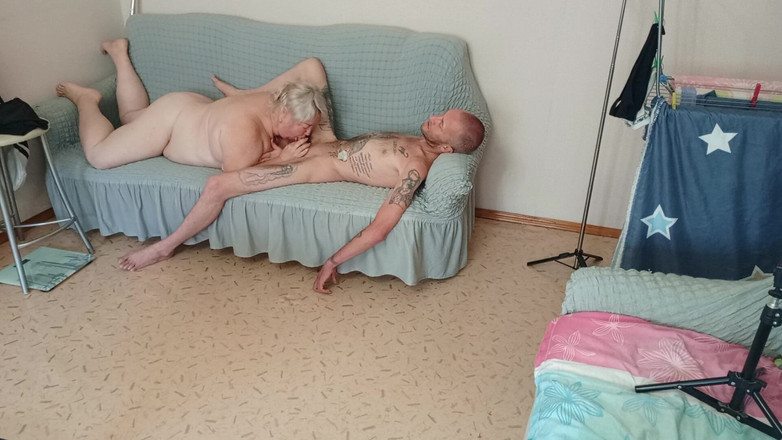 Zona901: Üvey anne ağzına boşalana kadar ağzı ağzıyla çok iyi yarak emiyor