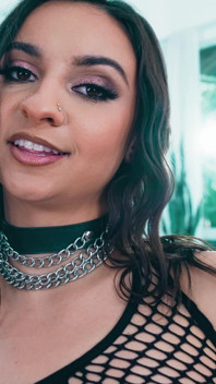 Cumslut Hailey Rose Gets Massive Double Facial